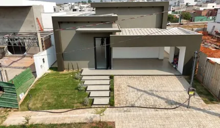 Casa no condomínio Villa Toscana para venda com 3 quartos, sendo 3 suítes, 240m²