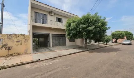 Casa tipo para venda com 3 quartos, sendo 1 suíte, 280m²