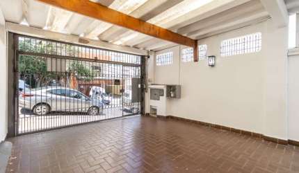 Casa tipo para venda com 3 quartos, sendo 1 suíte, 188m²