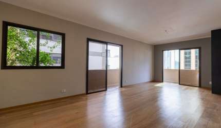 Apartamento tipo para venda com 3 quartos, sendo 3 suítes, 209m²