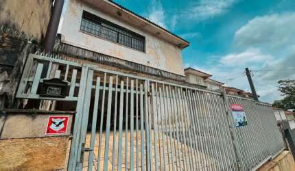 Casa de vila para venda com 3 quartos, 18,147m²