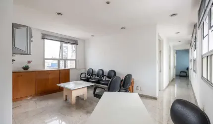 Conjunto comercial para venda, 68m²