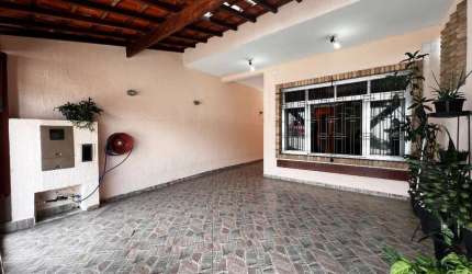 Casa de vila para venda com 1 quarto, sendo 1 suíte, 191m²