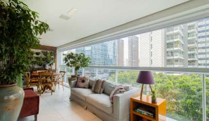 Apartamento tipo para venda com 4 quartos, sendo 3 suítes, 201m²