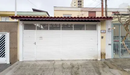 Casa tipo para venda com 4 quartos, sendo 1 suíte, 214m²