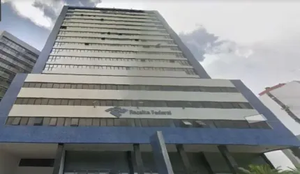 Prédio comercial com 8.298,34 m² para locação na Tancredo Neves