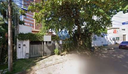Terreno com 1.140m2 na Pituba