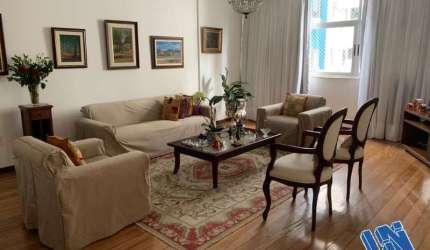 Apartamento amplo nascente 4 quartos sendo 1 suite com closet 270m2 na Vitória