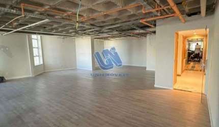 Sala comercial 205,16m2 no Salvador Office &amp; Pool