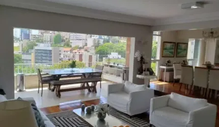 Apartamento nascente 4 quartos sendo 2 suítes 186m2 em Ondina com Porteira Fechada