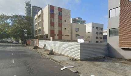 Terreno plano com 680m2 para alugar na Pituba