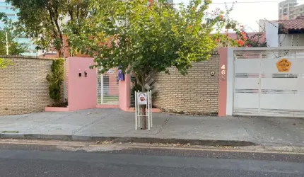 Casa com 2 quartos à venda na Marechal Antônio Aníbal da Motta, 465, Duque de Caxias I, Cuiabá por R$ 2.000.000