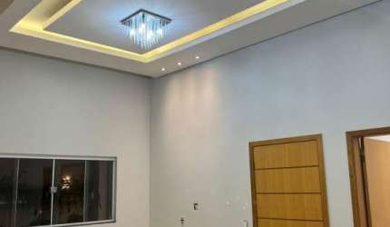 Casa com 2 quartos à venda na Senegal, 287, Santa Rosa, Cuiabá por R$ 850.000