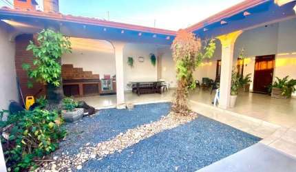 Casa com 4 quartos à venda na Cardeal, 1, Recanto dos Pássaros, Cuiabá por R$ 720.000