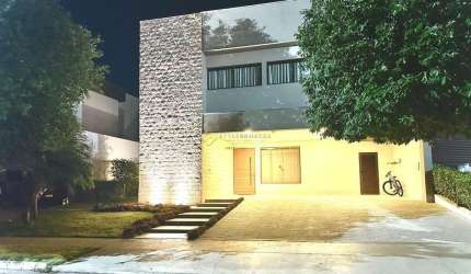 Casa em condomínio fechado com 4 quartos para alugar na dos Lagos, 18, Condomínio Residencial Florais dos Lagos, Cuiabá por R$ 25.000