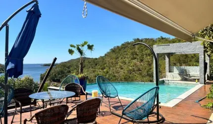 Chácara / sítio com 3 quartos à venda na MT351 KM 74 +600 M A DIREITA, 74, Zona Rural, Chapada dos Guimarães por R$ 3.200.000
