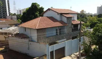 Casa com 5 quartos para alugar na Azelia Mamore de Melo, 391, Araés, Cuiabá por R$ 10.000