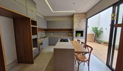 Casa em condomínio fechado com 3 quartos à venda na República do Líbano, 655, Despraiado, Cuiabá por R$ 850.000