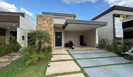 Casa em condomínio fechado com 3 quartos à venda na João de Barro, 5, Recanto dos Pássaros, Cuiabá por R$ 1.700.000