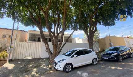 Casa com 3 quartos à venda na Tietê, 14, Jardim Paulista, Cuiabá por R$ 800.000