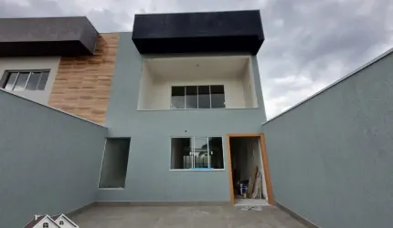 Sobrado de 3 dormitórios espaçoso no Jardim Europa em Caieiras !