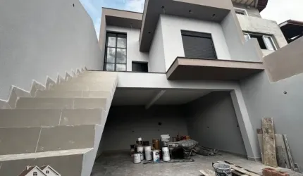 Linda casa pronta para morar em Laranjeiras !