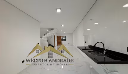 Sobrado localizado no bairro Jardim Columbia em Caieiras-SP