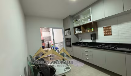 Lindíssimo sobrado localizado no bairro Portal das Alamedas em Franco da Rocha-SP