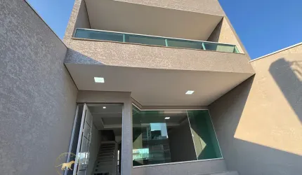 Sobrado Exclusivo com 3 Suítes e 6 Vagas