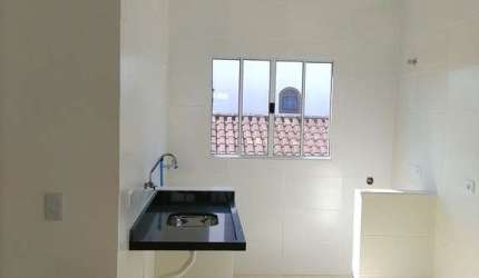 Casa Nova com 2 Dormitórios em Bairro Tranquilo, Perfeita para Sua Família!