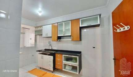 Apto com 2 Dormitórios e 2 Vagas Semi Mobiliado a 2 Quadras da Praia no Forte