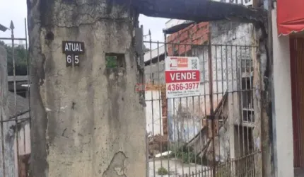 Terreno no Bairro Vila Palmares em Santo André