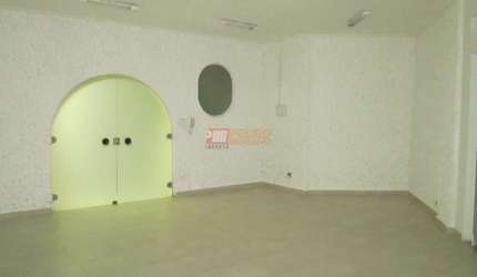 Sala Comercial no Bairro Rudge Ramos em São Bernardo do Campo.