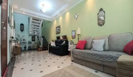 Sobrado no Bairro Vila Assunção em Santo André
