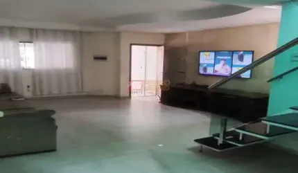 Sobrado no Bairro Jardim Rina em Santo André