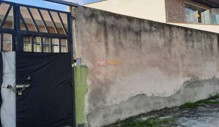 Terreno no Bairro Vila Scarpelli em Santo André