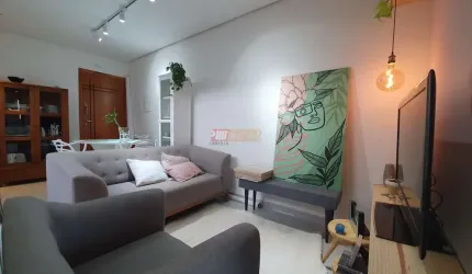 Apartamento no Bairro Vila Scarpelli em Santo André.