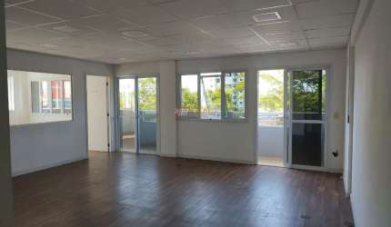 Sala Comercial no Bairro Saúde em São Paulo