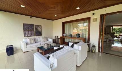 Aluguel anual ou venda Casa térrea decorada no Encontro das Águas