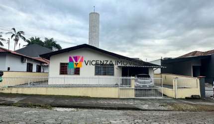 Terreno á venda com área de 366,93m², bairro Santo Antônio, Joinville/SC.
