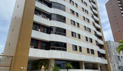 Apartamento com 3 Suítes e Gabinete na Graça com 143m²