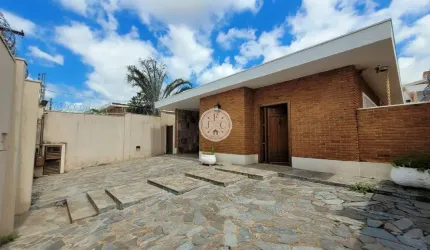 Casa com 3 quartos para alugar na Rua Argeu Fuliotto, 83, Ribeirânia, Ribeirão Preto por R$ 4.000