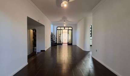 Casa com 3 quartos para alugar na Rua Maestro Vila Lobos, 404, Jardim São Luiz, Ribeirão Preto por R$ 11.900