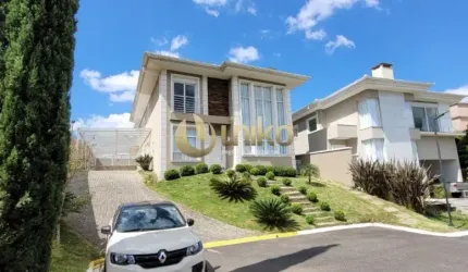 Belíssima Casa Em Condomínio Fechado