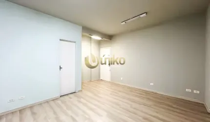 Sala Comercial para Locação ou Venda no Centro de Curitiba