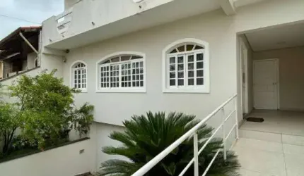 Sobrado com 3 dormitórios à venda, 250 m² por R$ 1.350.000,00 - Jardim Maia - Guarulhos/SP