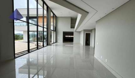 BELISSIMO SOBRADO EM CONDOMINIO FECHADO