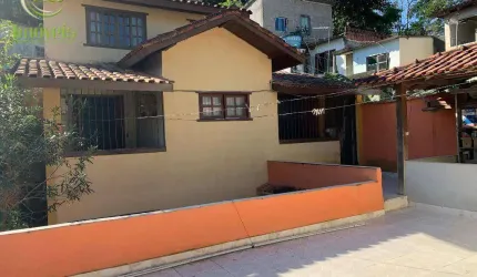 Casa com 3 dormitórios à venda, 150 m² por R$ 250.000,00 - Serra Grande - Niterói/RJ
