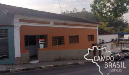 CASA 197M² EM MONTEIRO LOBATO !