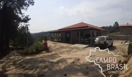 Chácara bem localizada em Santa Branca! Aceita carro como parte do pagamento!